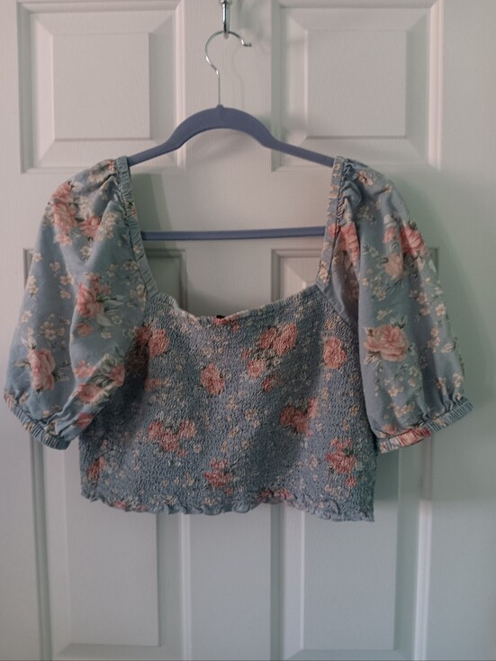 American Eagle Outfitters Tops - AE Linen Blend Crop Top XL